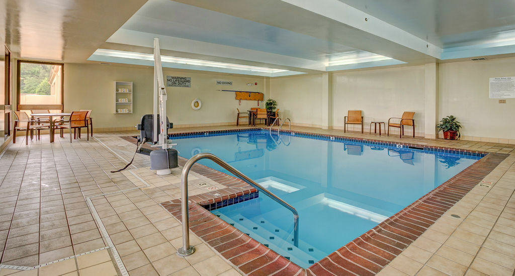 Отель Courtyard Paducah West Экстерьер фото